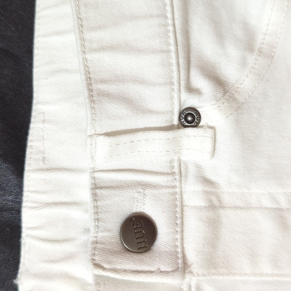 🚨3/$15! Hue NWOT White Jeggings - Picture 5 of 10